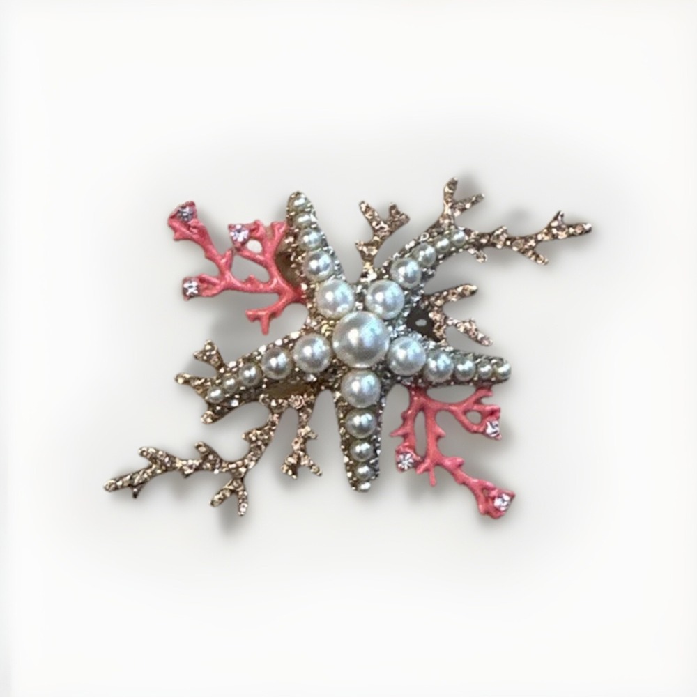 Banana Republic Pin Starfish & Coral With Pearl Chrystal And Coral Enamel & Gold